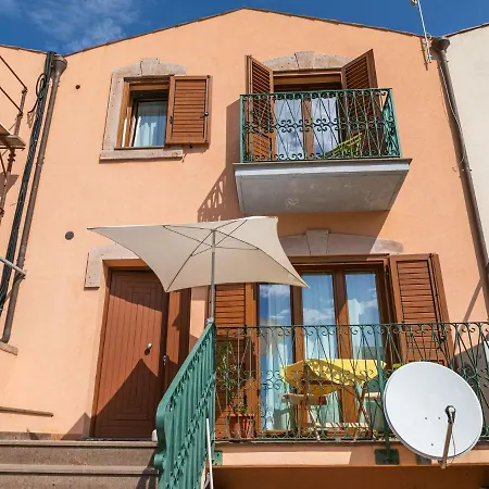 Holiday home Belvilla By Oyo Casa Santa Giusta