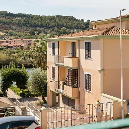 Belvilla By Oyo Casa Santa Giusta Holiday home *