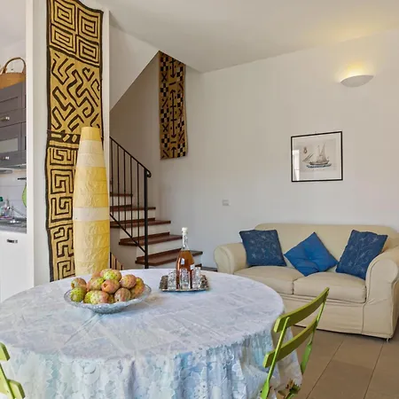 Relaxing With Veranda 펜션