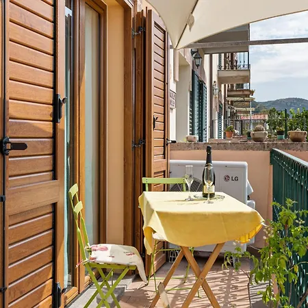 Relaxing With Veranda 펜션 보사