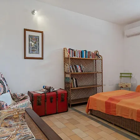 펜션 Relaxing With Veranda