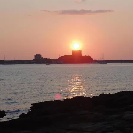 Relaxing With Veranda 펜션 보사