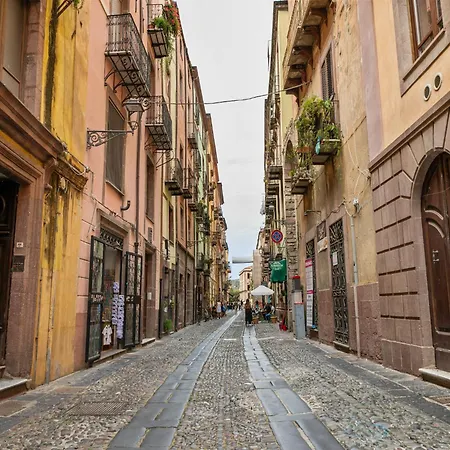 Relaxing With Veranda 펜션