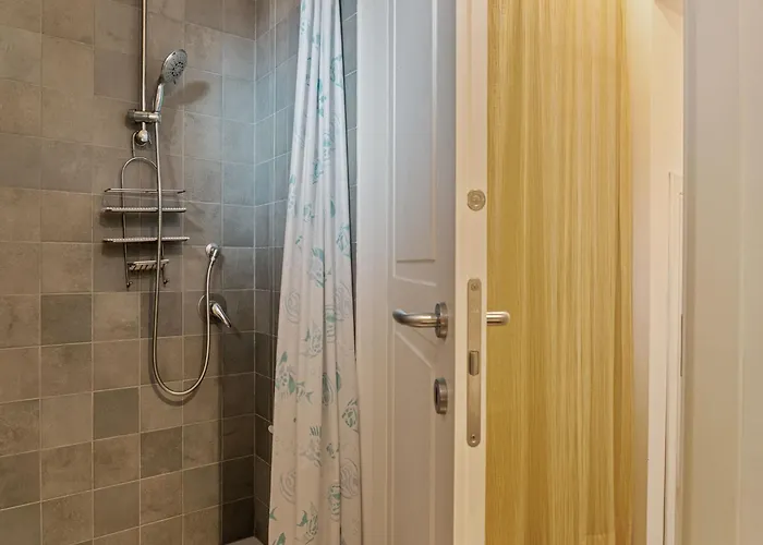 Дом отдыха Relaxing With Veranda *